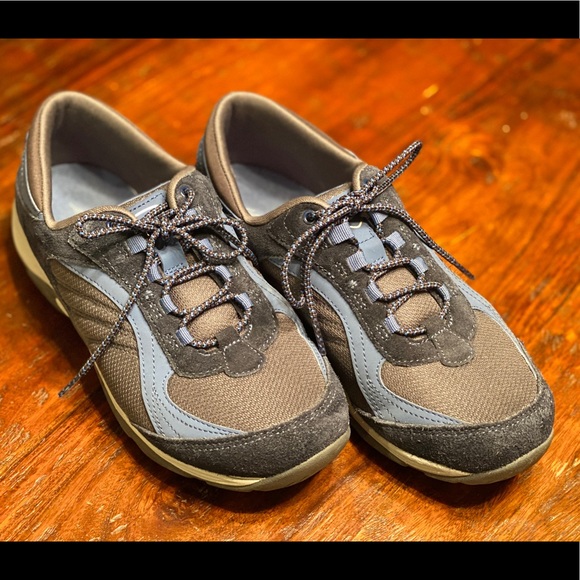 eliesse walking shoes